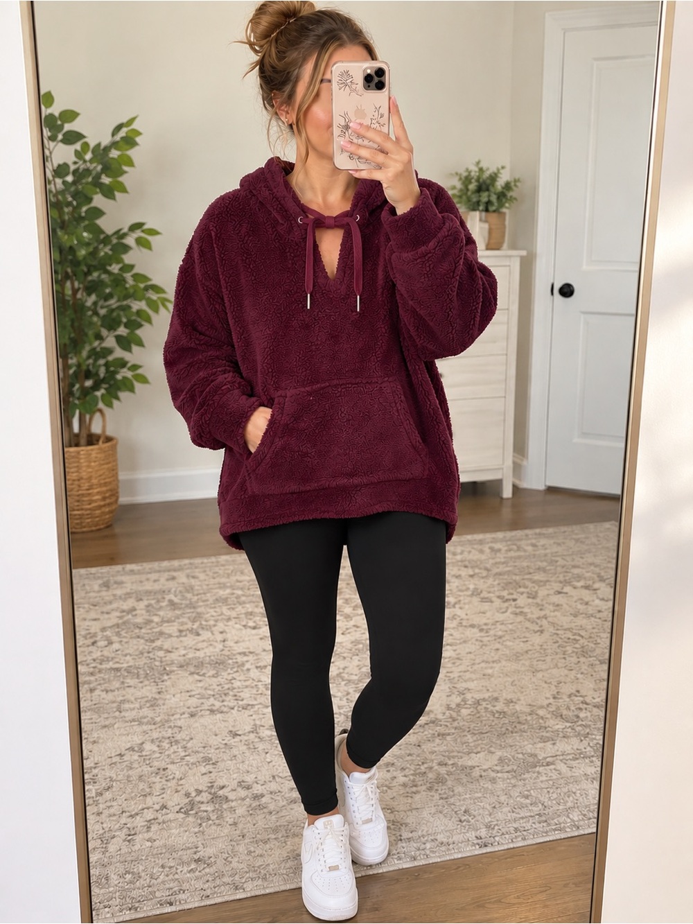 Koolaburra by UGG Women’s Large Burgundy Sherpa Fleece Pullover Hoodie